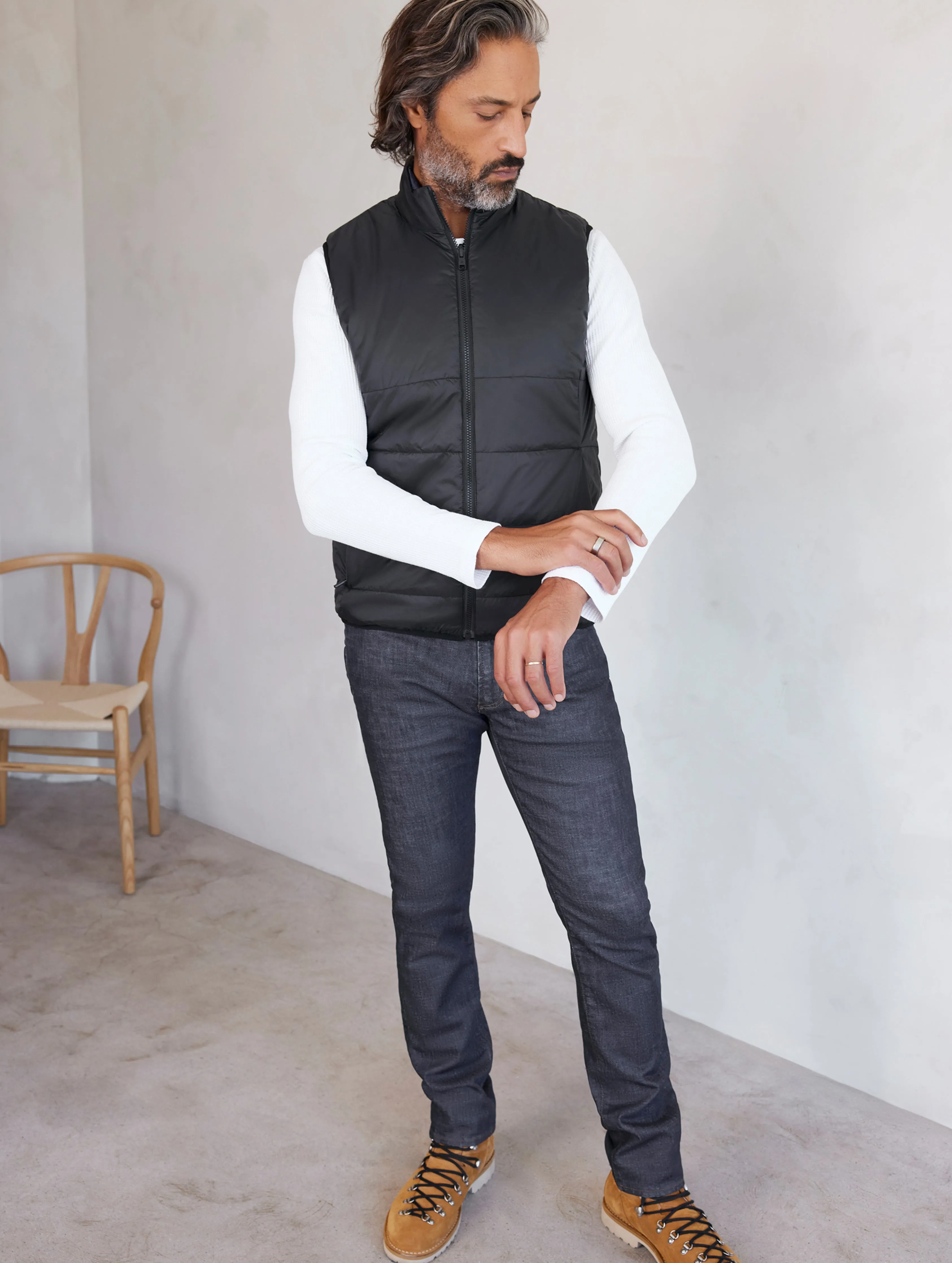 Core Vest - Jet Black