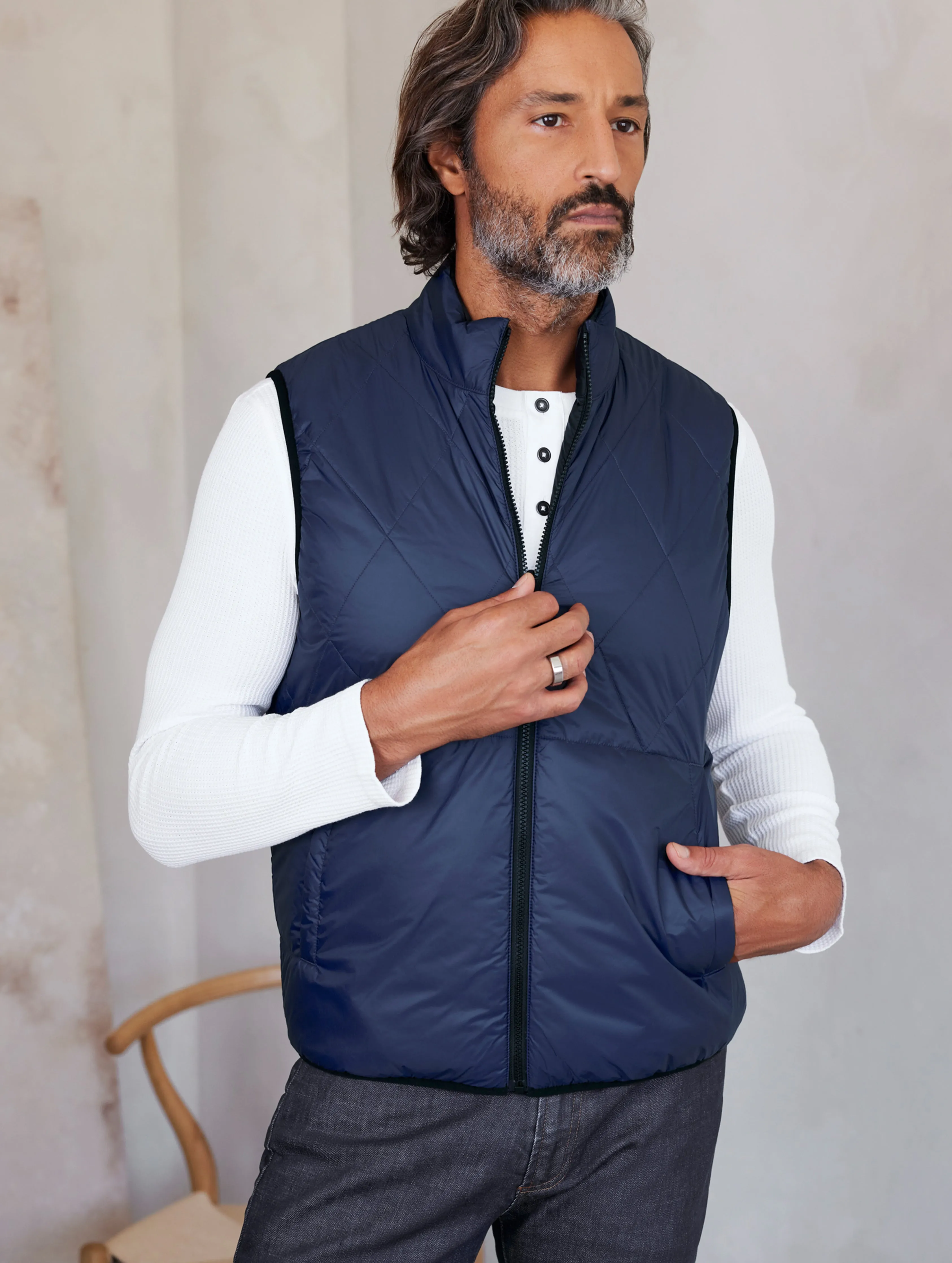 Core Vest - Jet Black