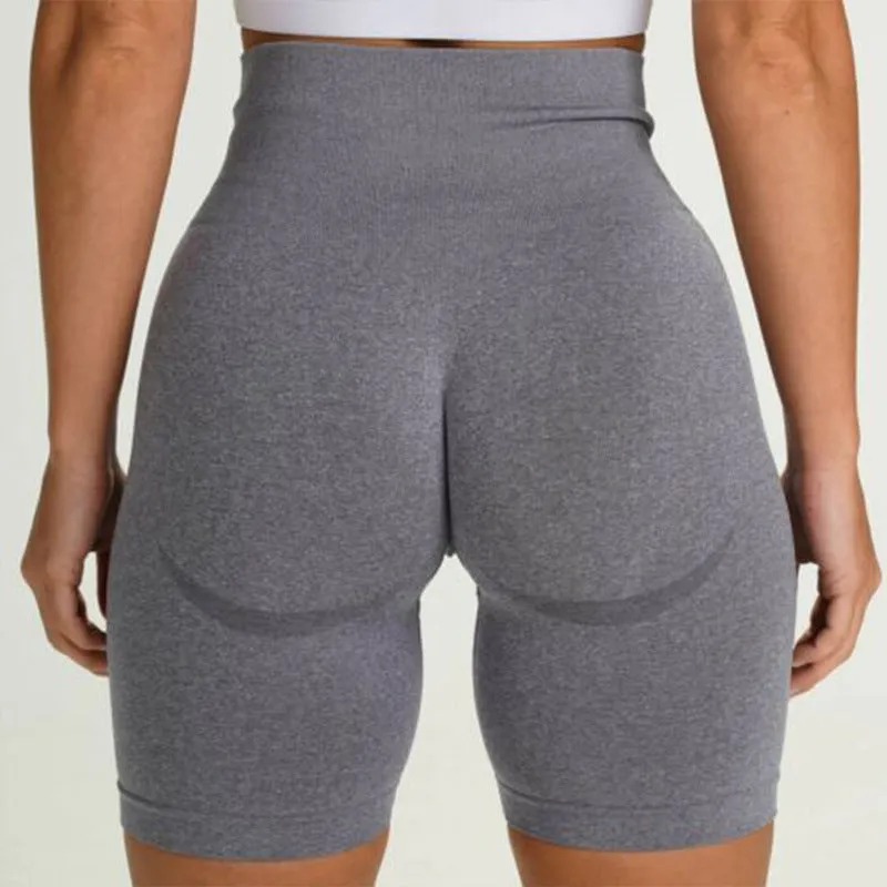 Hzori 2023 Trendy Fashion Trending Sports Fitness Yoga Pants Crescent Seamless Five-Point Tight Shorts for Women
