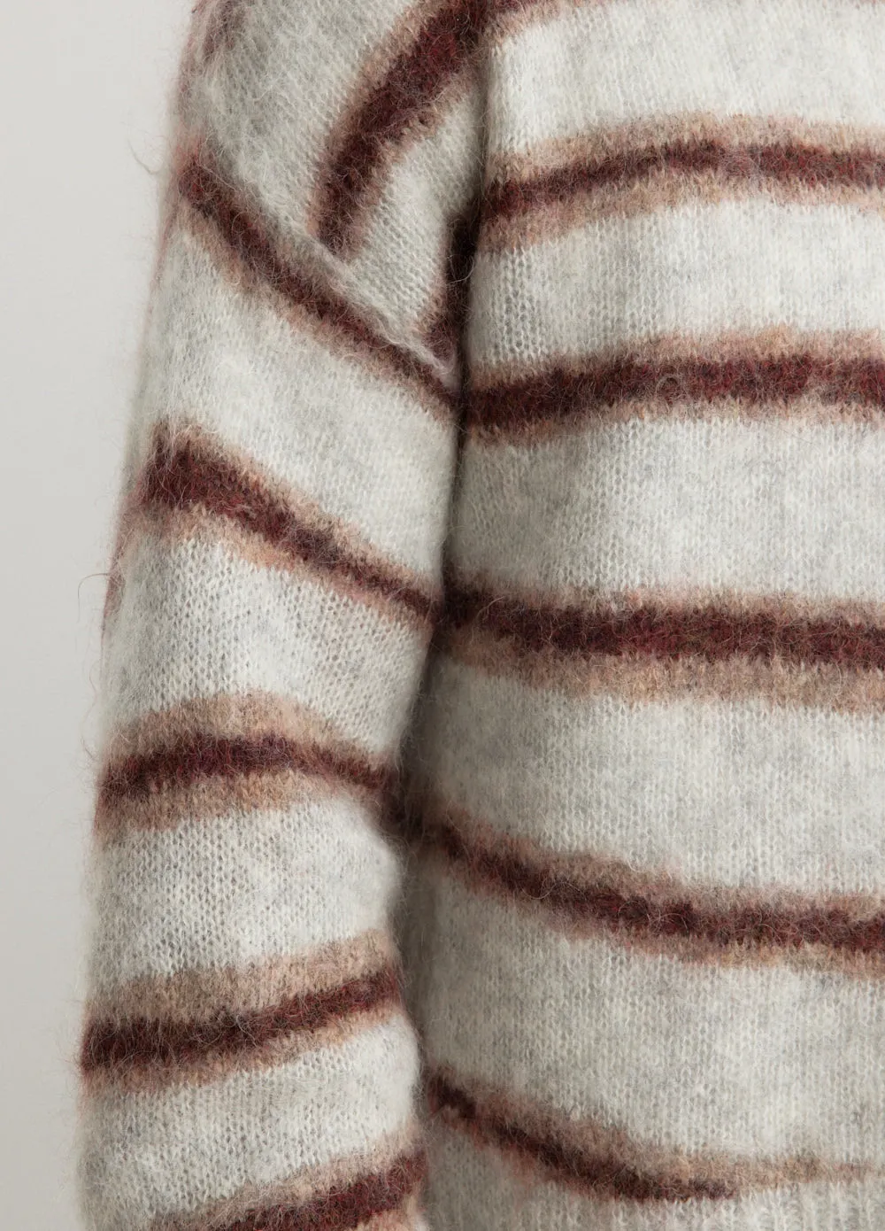 Kwatta Vase Spiral Sweater