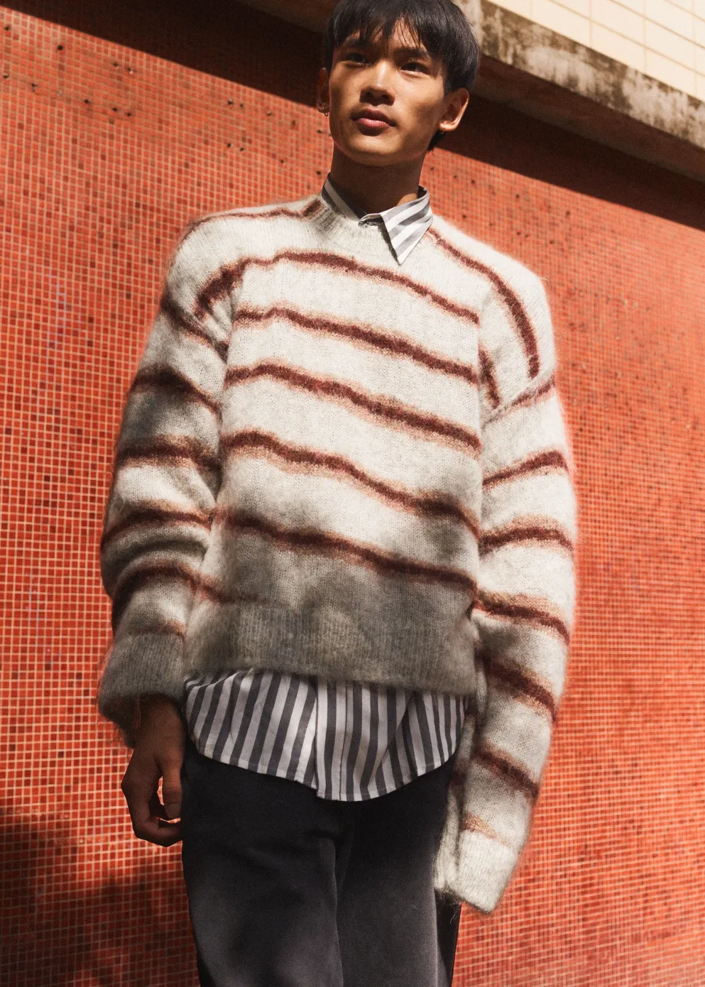 Kwatta Vase Spiral Sweater