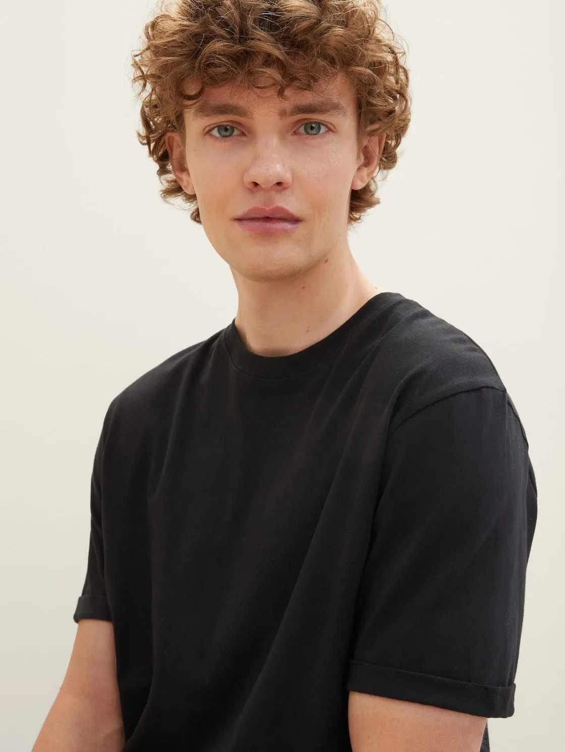 LONG FIT T-SHIRT