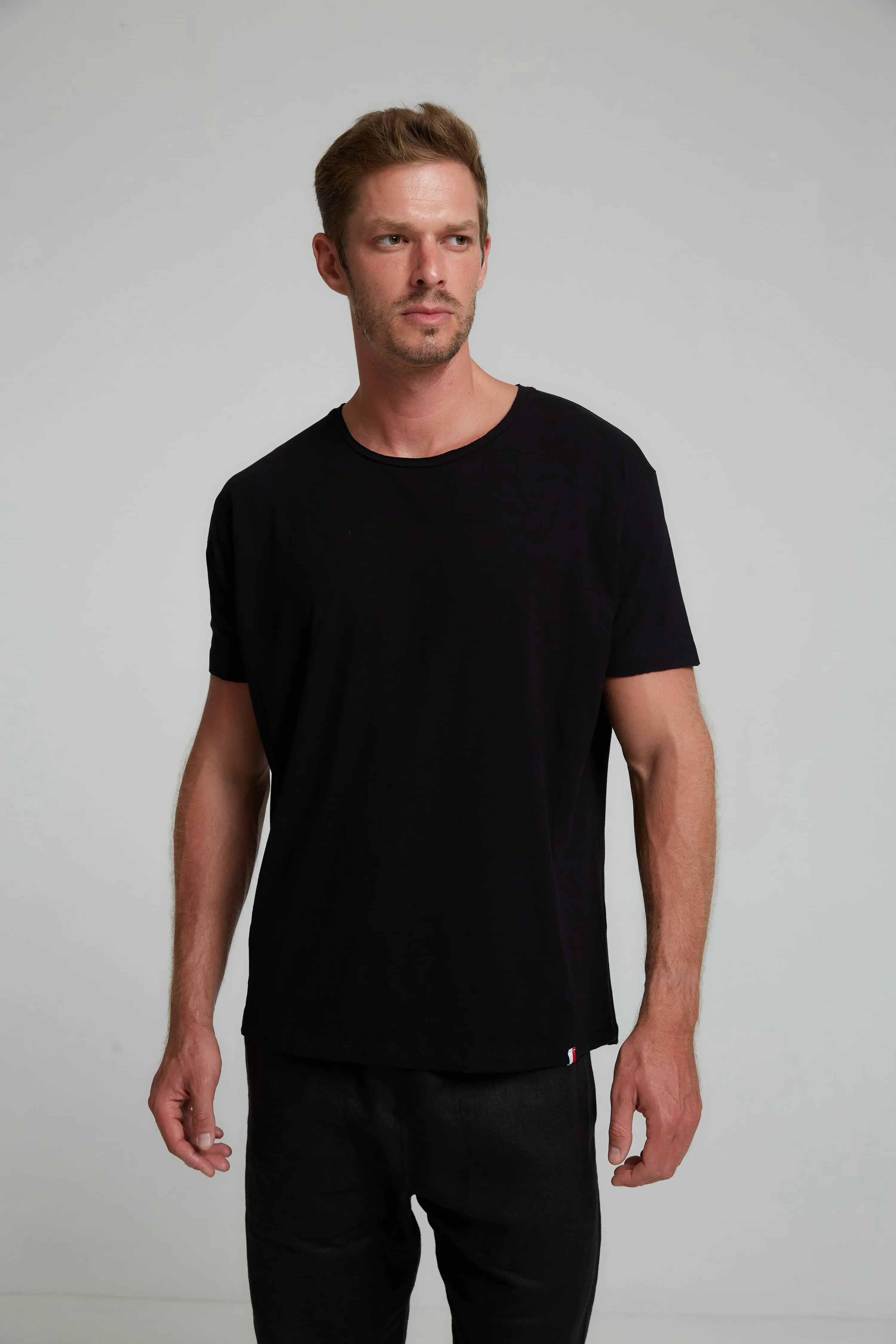 OVERSIZED BAMBOO T-SHIRT IN BLACK