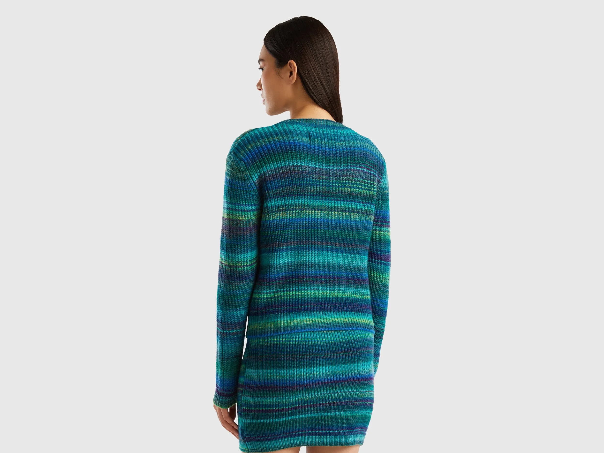 Regular Fit Crew Neck Ribbed Edges Soft Wool Blend Sweater